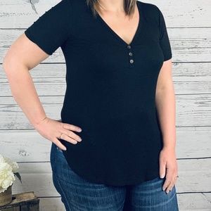 Black Essential Ribbed Tee